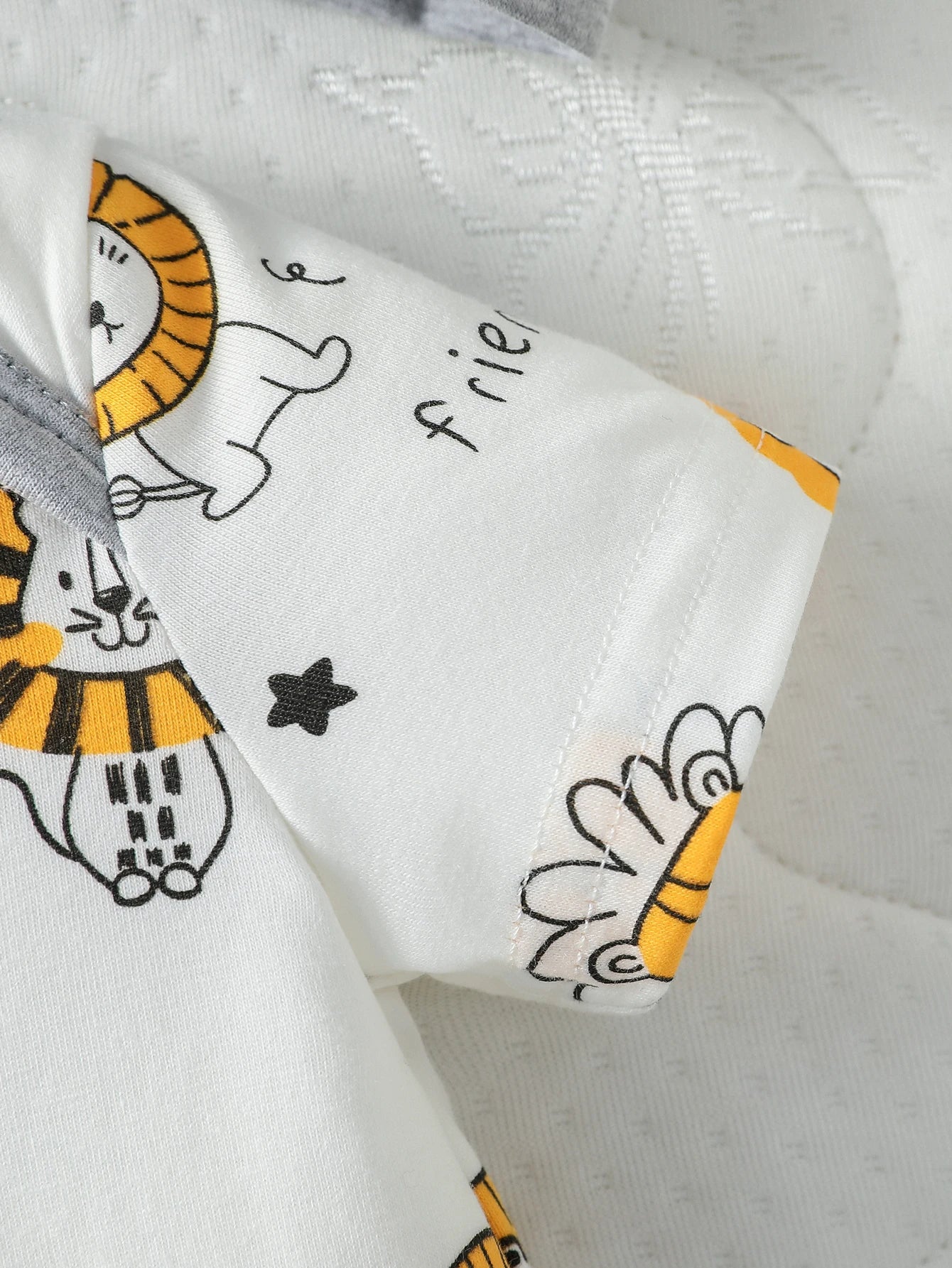 PureBabe 4-Piece Baby Boy Summer Set | Lion Print Short-Sleeve Outfit + Hat + Bib (0-12M, Breathable Cotton Blend, Sun Protection)